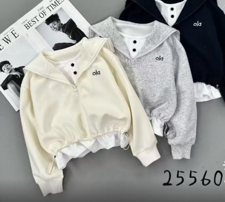 Трикотажний світшот-обманка Gobolina Baby 25560, колір молочний