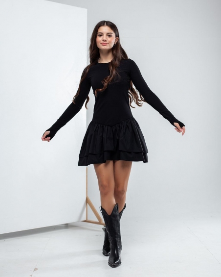 Трикотажна сукня з ярусами Wellkids, колір чорний