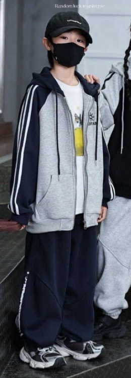 Теплий універсальний спортивний костюм Gobolina Baby 6826, колір сірий