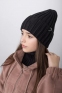 Демісезонна шапка з манішкою Cvetkov, колір чорний